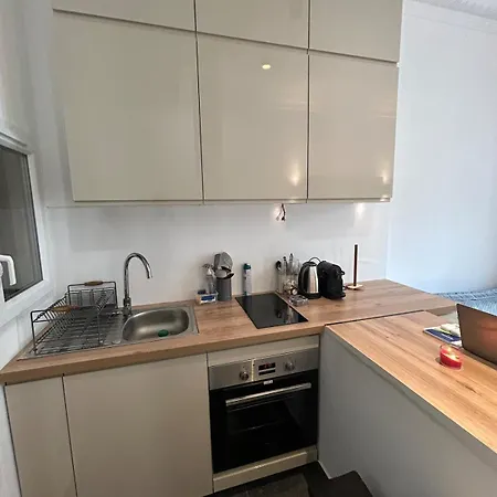 Chic Flat Near The Lägenhet