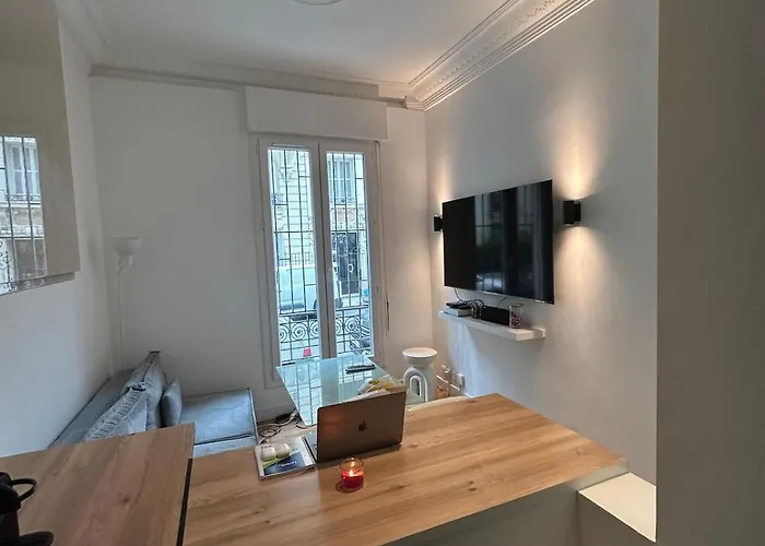 Chic Flat Near The *